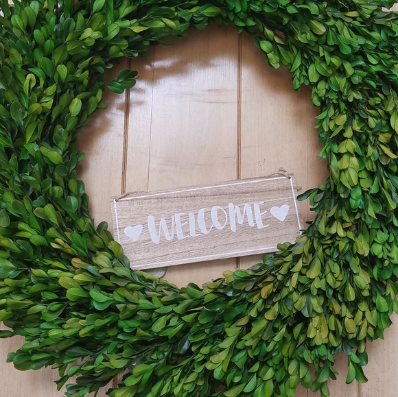 Welcome hanging sign - Picture 2 of 4